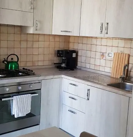 231f, Beachfront, Jewel Of The Sea, Galati Apartment *