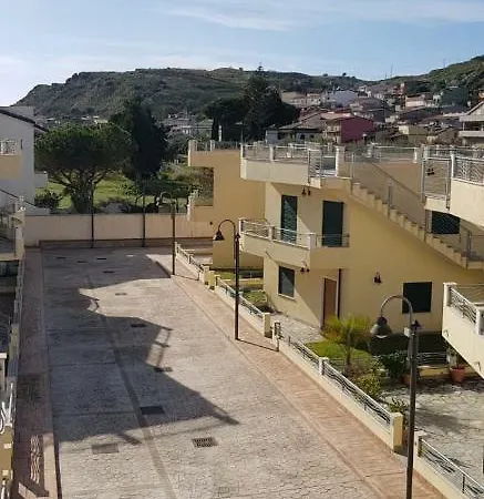 Apartment 231f, Beachfront, Jewel Of The Sea, Galati Brancaleone Superiore